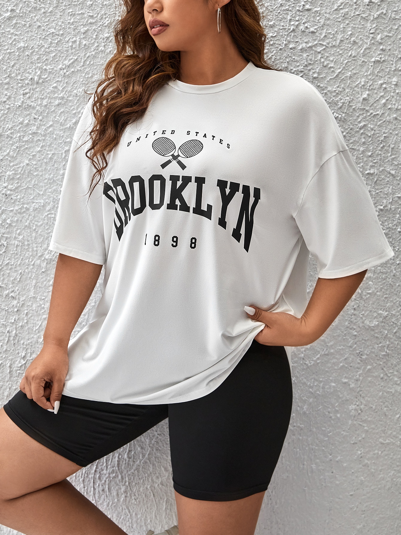 SHEIN EZwear Plus Tennis Racket & Slogan Graphic Drop Shoulder Tee