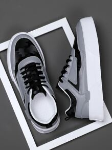 男士雙色繫帶運動板鞋 - 彩色 - 查看 2