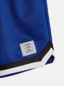 SHEIN Toddler Boys Letter Patched Detail Contrast Binding Drawstring Waist Shorts - Royal Blue - View 4