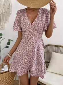 SHEIN LUNE 碎花側打結圍裹式洋裝 - 粉色 - 查看 1