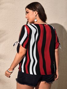SHEIN CURVE+ Kích thước lớn Giải trí Sọc Và In Hoa Viền bất đối xứng Tay áo Áo sơ mi - Đỏ - Xem 2