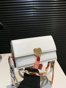 Bolsa cuadrada mini con diseño metal con solapa