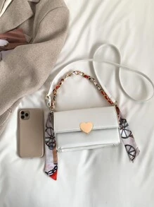 Bolsa cuadrada mini con diseño metal con solapa