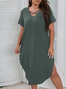 SHEIN LUNE Plus Criss Cross Front Curved Hem Tee Dress - Green - View 3