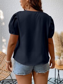 SHEIN Holidaya 大碼拼接水溶蕾絲泡泡袖缺口領襯衫 - 藏蓝色 - 查看 2