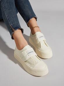 字母圖案魔術貼板鞋 - 白色 - 查看 4