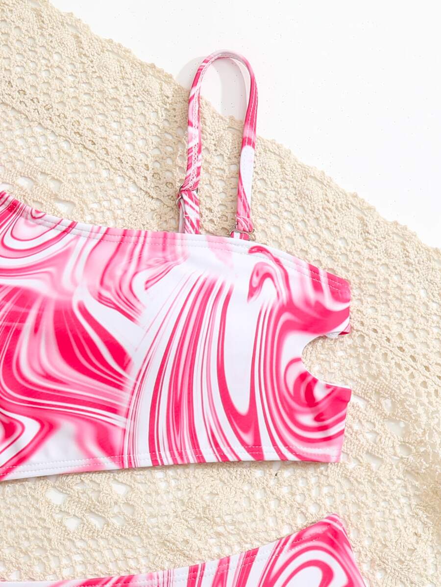 Conjunto de biquíni assimétrico com estampa