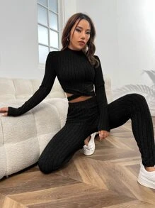 SHEIN EZwear 高領交叉式短款t恤和緊身褲套裝 - 黑色 - 查看 3