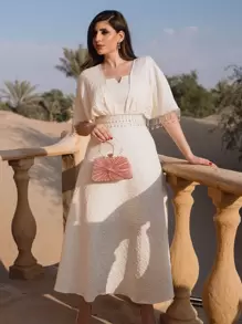 Modelyn 提花流苏边蝙蝠袖连衣裙长款晚礼服 - 米色 - 查看 1