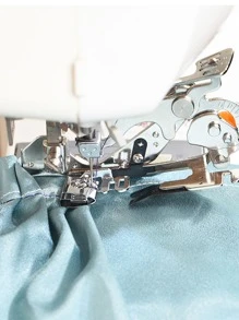 1pc Alloy Sewing Machine Ruffler Presser Foot, Silver Sewing Machine Presser Foot Retainer For Sewing - Multicolor - View 2