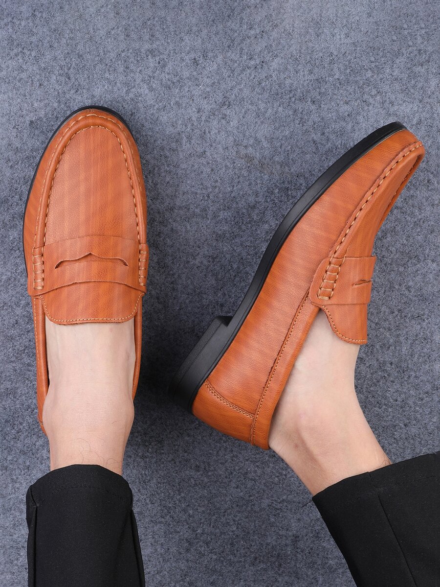 男士荔枝紋壓花針腳細節商業正裝樂福鞋適用於戶外