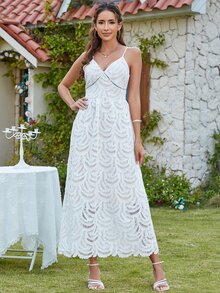 Eilly Bazar 素色蕾絲吊帶洋裝