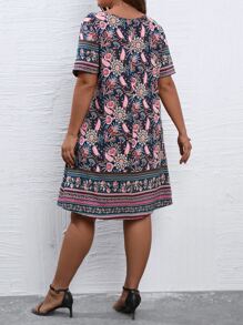 SHEIN LUNE 大碼印花直筒洋裝 - 彩色 - 查看 2