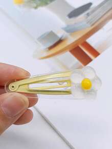 ROMWE 4pcs Random Cartoon Duck & Flower Decor Snap Clip Cute - Multicolor - View 5