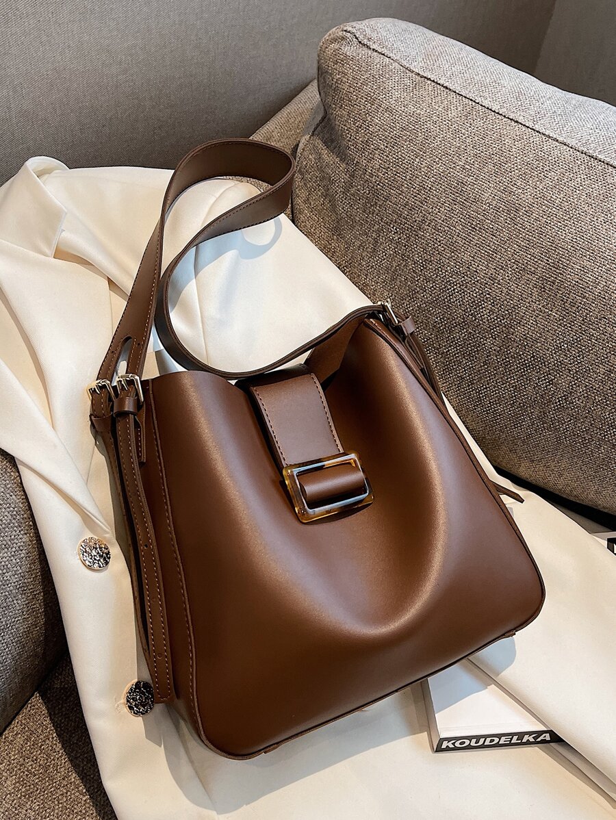 Minimalistisch Schultertasche mit Schnalle Dekor - Braun - Übersicht 1