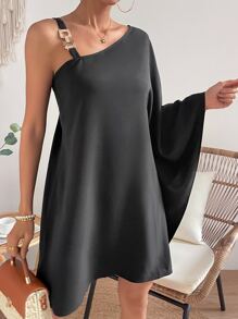 SHEIN VCAY Asymmetrical Neck Trumpet Sleeve Chain Detail Dress - Black - View 2