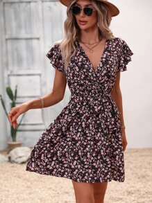 SHEIN Holidaya 碎花蝴蝶袖繫腰帶連衣裙 - 黑色 - 查看 3