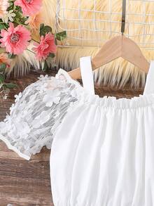 SHEIN 女孩網紗拼接貼花褶邊挖肩襯衫 - 白色 - 查看 4