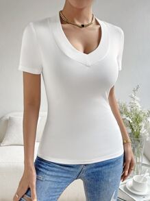 SHEIN Essnce 素色V領T恤 - 白色 - 查看 2