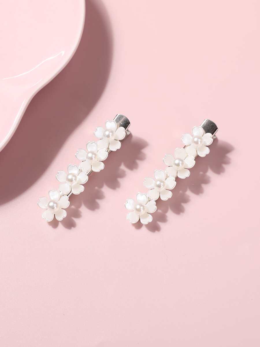 2pcs Girls Faux Pearl & Flower Decor Hair Clip - White - View 1
