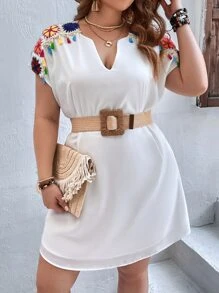 SHEIN VCAY 大碼花卉刺繡流蘇邊蝙蝠袖洋裝不附腰帶 - 白色 - 查看 3