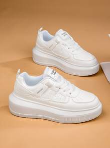 Women Lace-up Front Letter Patch Decor Casual Shoes, Sporty White Skate Shoes - White - View 3