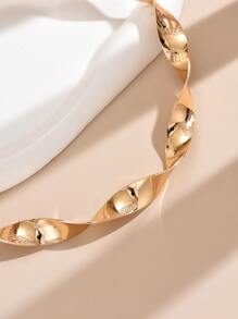 Gargantilla cuff con diseño girante - Amarillo Oro - Ver 3