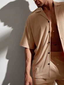 Manfinity 男士羅紋針織西裝領素色襯衫和短褲