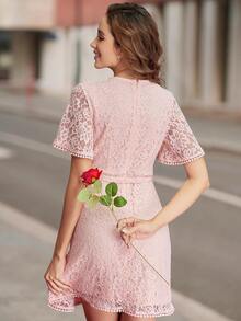 花卉蕾絲腰帶圍裹式洋裝