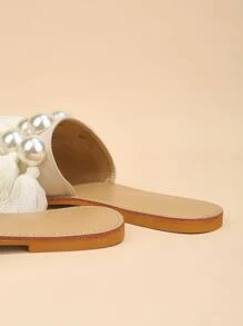 Women Tassel & Faux Pearl Decor Slide Sandals, Fashionable Faux Suede Flat Sandals,Summer Outfits - White - View 4