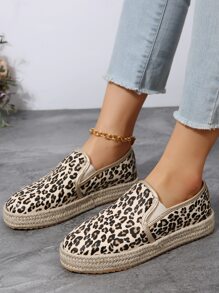 Fall/Winter Women Leopard Pattern Slip-On Shoes, Vacation Sneakers - Multicolor - View 3