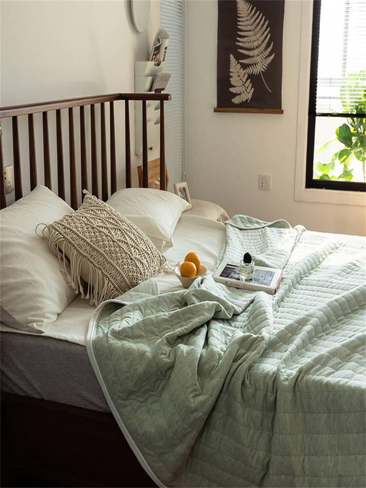 1pc Solid Color Quilt, Modern Fabric Quilt For Home - Multicolor - View 4