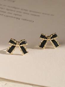 Bow Stud Earrings