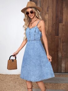 SHEIN Essnce Vestido mezclilla de tirantes unicolor - Lavado ligero - Ver 5