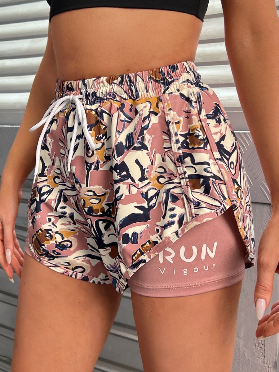 SHEIN Sports 滿版印花腰部抽繩假两件運動短褲 - 彩色 - 查看 1