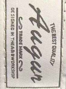 Letter Patch Decor Square Bag - Black - View 4