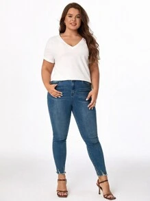 SHEIN BASICS Plus 純色 V 領 T 卹 - 白色 - 查看 6