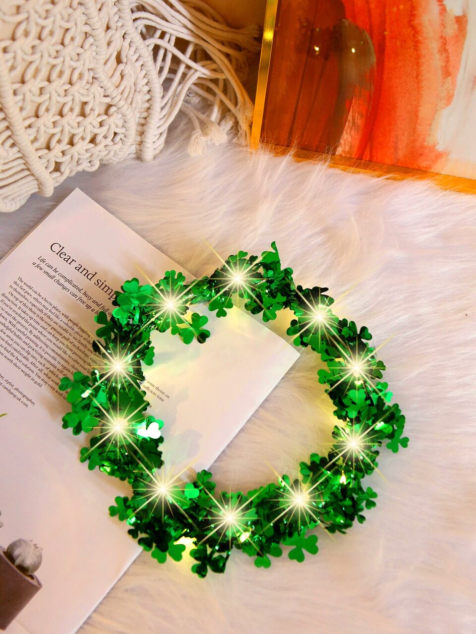 1pc Plastic Wreath, Modern Clover Decor Decorative Wreath For Home, Party