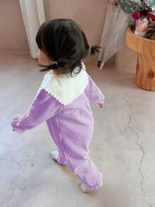 嬰兒花卉刺繡彼得潘領前紐扣連身褲 - 紫丁香色 - 查看 2