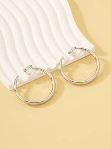 1 Pair Fashionable Simple Metal Round Clip On Earrings (No Pierced Ears Required) - Silver - View 2