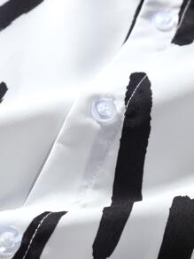 Manfinity Homme Áo sơ mi Nam Nút phía trước Tất cả trên in Giải trí - trắng - Xem 3