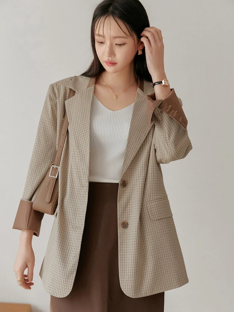 Blazer con estampado de cuadros de cuello con solapa con diseño de solapa con botón