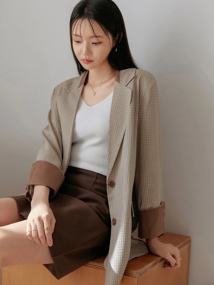 Blazer con estampado de cuadros de cuello con solapa con diseño de solapa con botón