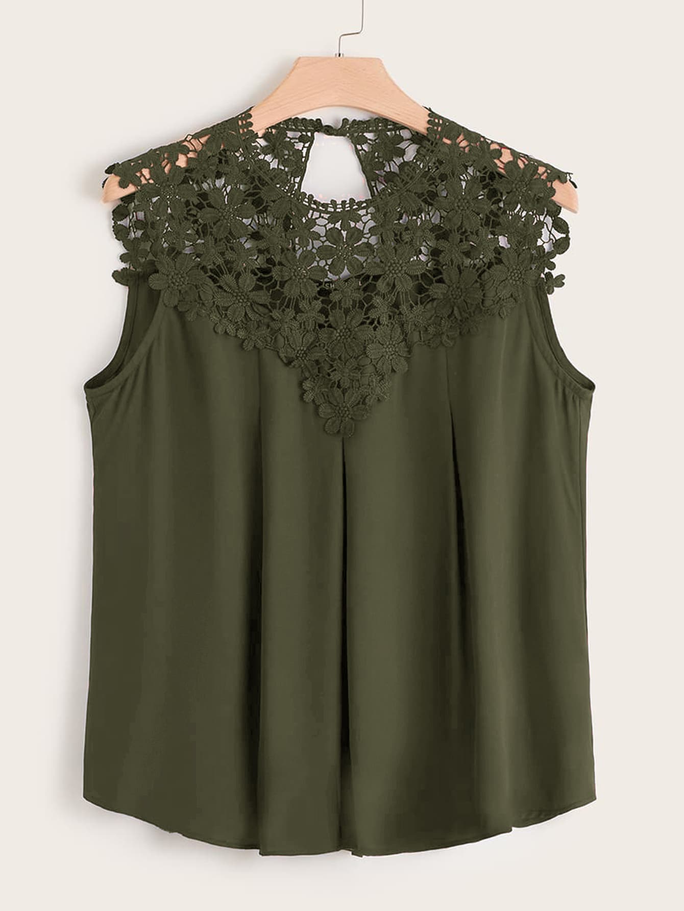 SHEIN Clasi 大碼提花蕾絲肩部無袖襯衫 - 軍綠色 - 查看 1