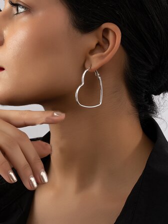 Boucles d'oreilles créoles à design cœur pour la Saint-Valentin