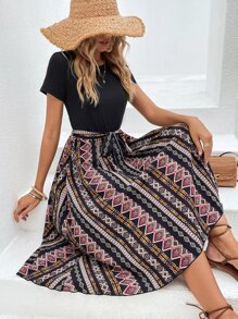 SHEIN VCAY 幾何印花繫腰帶連衣裙 - 彩色 - 查看 6