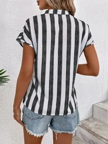 SHEIN LUNE 條紋印花缺口領蝙蝠袖襯衫 - 黑與白 - 查看 2