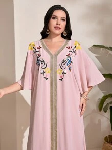 Modelyn Plus Embroidery Floral Pattern Contrast Tape Butterfly Sleeve Dress - Baby Pink - View 5