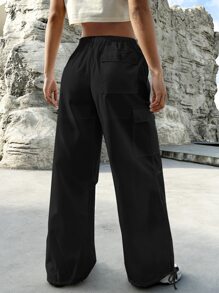 SHEIN EZwear 側翻蓋口袋腰部抽繩工裝褲 - 黑色 - 查看 2