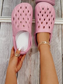 Preppy Pink Vented Clogs Women Hollow Out Clogs - Pink - View 5
